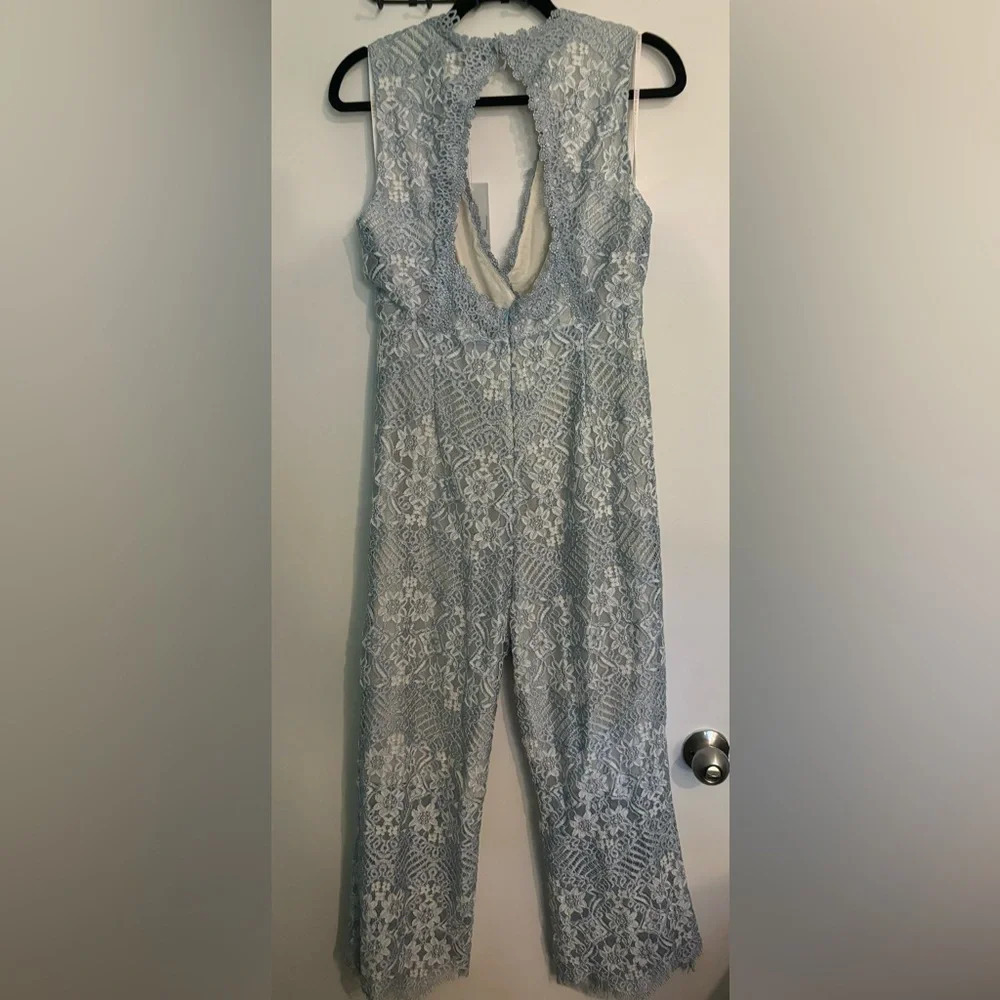 NWT Foxiedox Womens Sz Med Blue Lace Sleeveless Jumpsuit Faux Wrap Cropped Lined - Picture 3 of 12